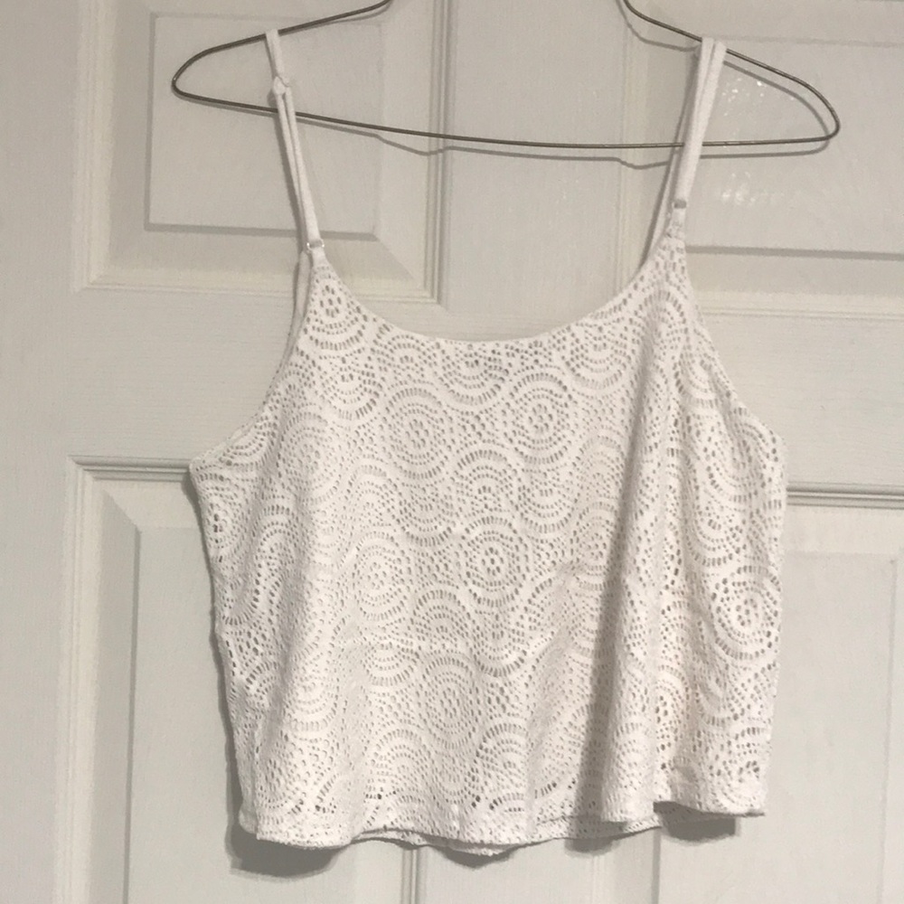 Forever 21 Lacey crop top M NWOT